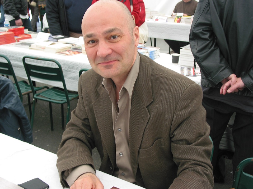 Valère Staraselski, écrivain, journaliste. Mai 2012. Salon d'Arras.