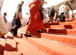 Dans le tourbillon cannois Le goût du tapis rouge