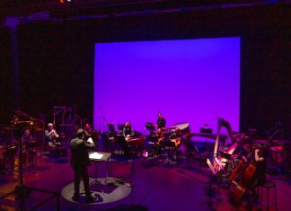 D’un monde à l’autre