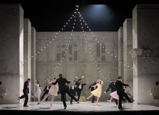 Roméo et Juliette, du bal au tombeau