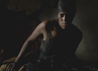 La lumière après les ténèbres