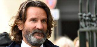 Frédéric Beigbeder: « On veut me brûler au lance-flammes ! »