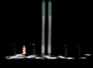 Lemi Ponifasio : Le Chant de la Terre x Kiribati