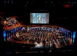 UNE OUVERTURE-ÉVÉNEMENT POUR MANIFESTE