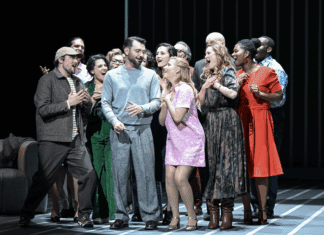 James Bonas : « Company nous parle de solitude, d’engagement et du risque d’aimer »