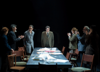 Un Vie et Destin dense et âpre au Théâtre de la Ville