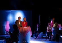 Trois pièces à voir au Festival d’Avignon : Le Deuil sied à Electre, Les Figurants et Le Projet Barthes