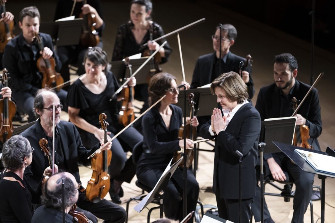 Laurence-Equilbey-Insula-orchestra-5-©-Julien-Benhamou-1-perfect-image-size-1500x1000