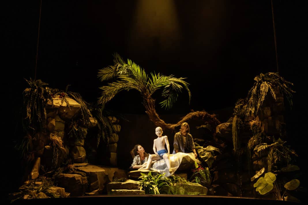 Point Nemo - Théâtre du Châtelet © Thomas Amouroux (1)