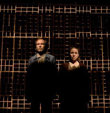 « Une petite affaire » au Théâtre National Populaire : Seuls contre tous