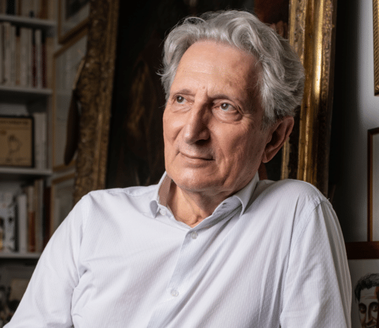 Gérard de Cortanze, la machine à faire des livres